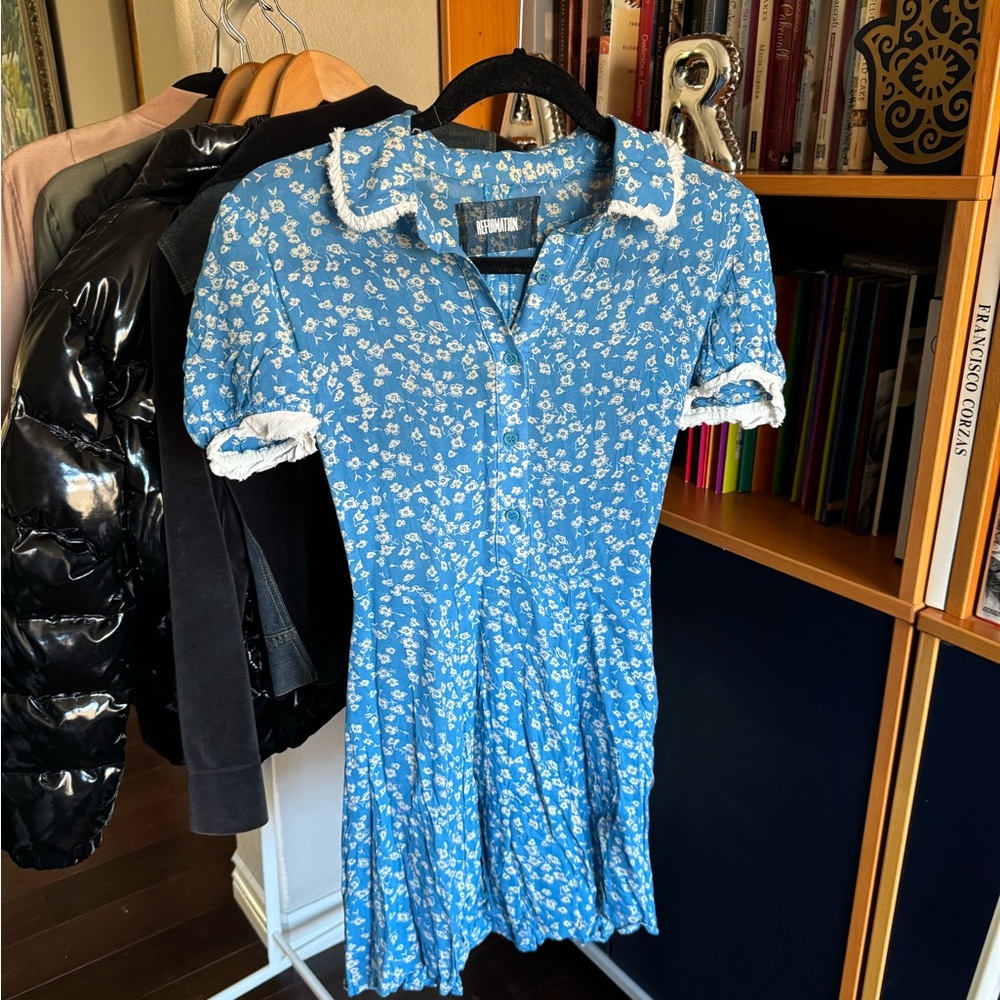 Floral blue Reformation dress size 4